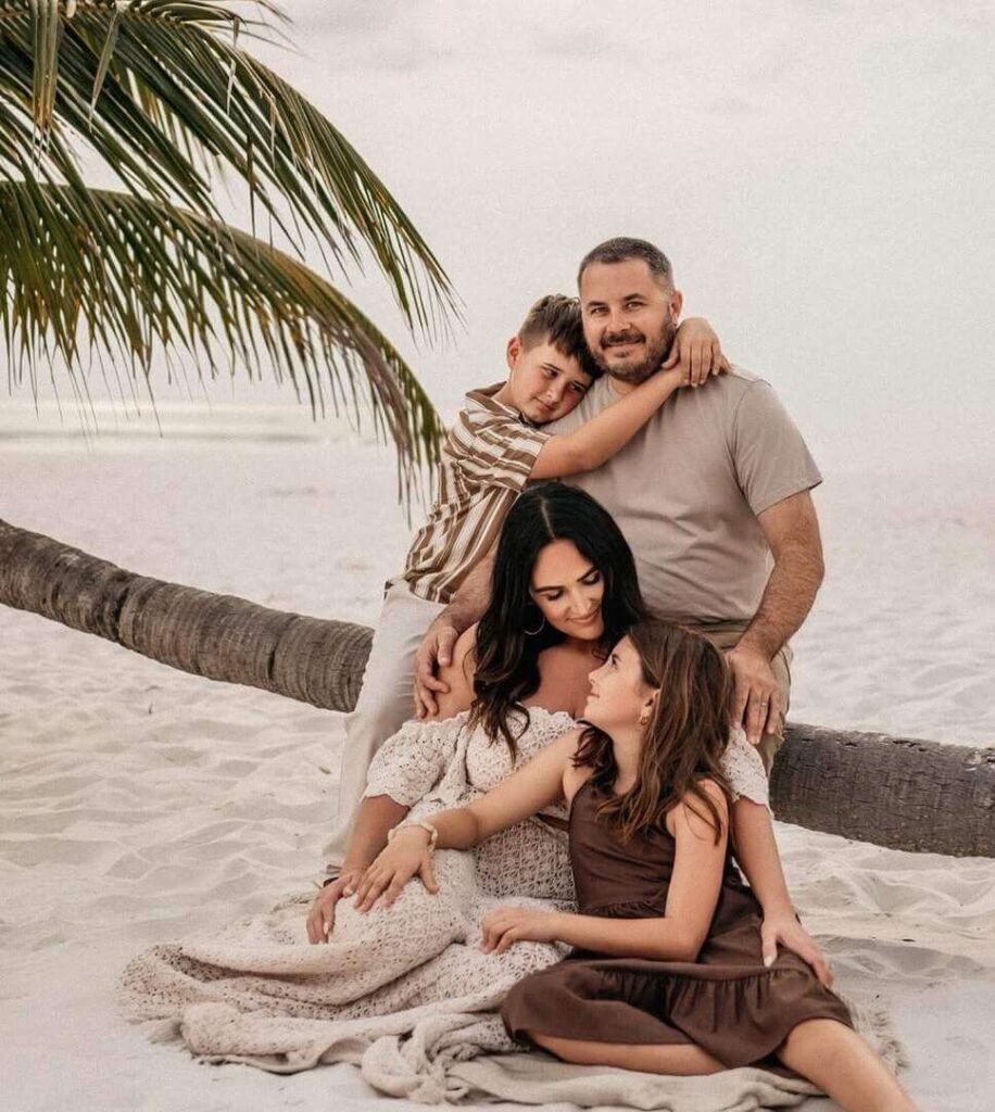 family photoshoot outfits summer