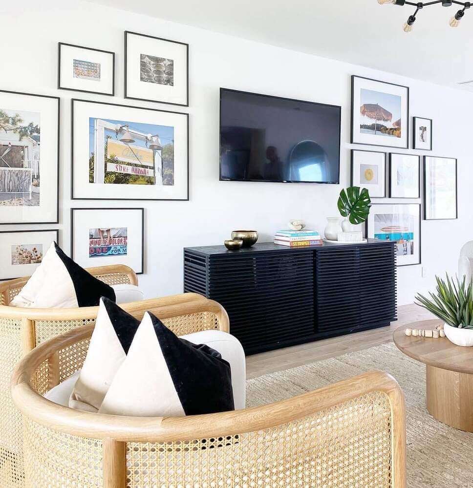 living room gallery tv wall