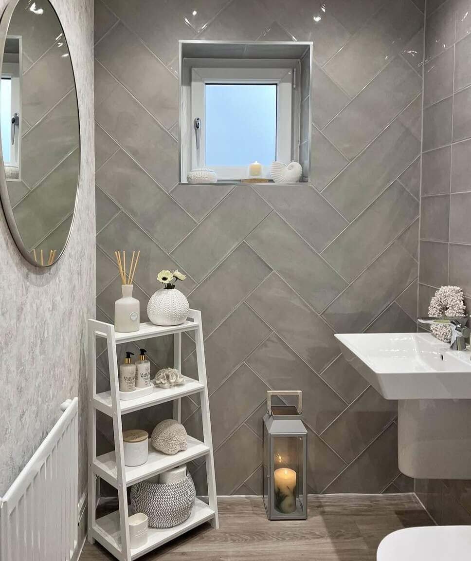 23 Pretty and Functional Bathroom Shelf Decor Ideas You’ll Want to Copy