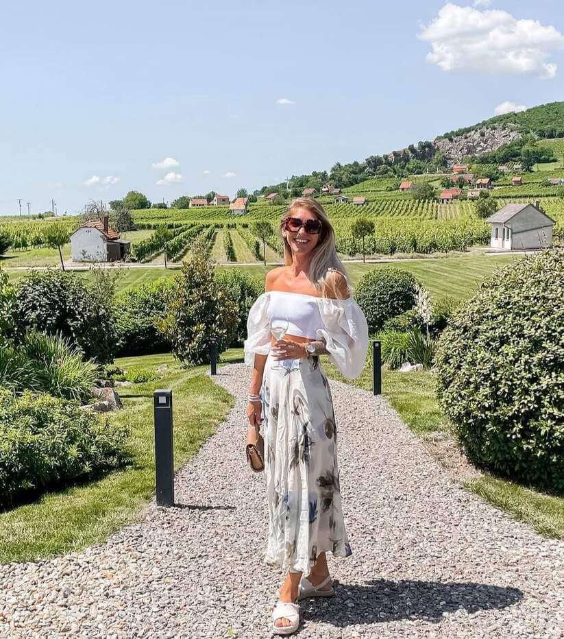 summer wine tasting outfits
