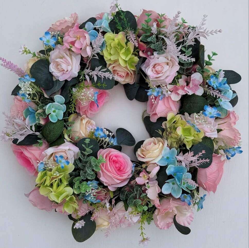 colorful summer wreath ideas