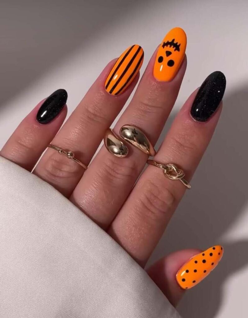 black and orange Halloween nail ideas