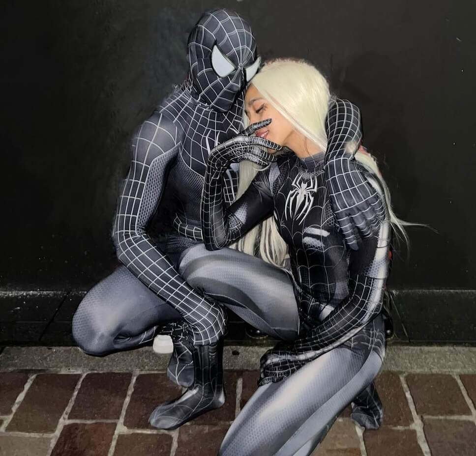 couple halloween costumes