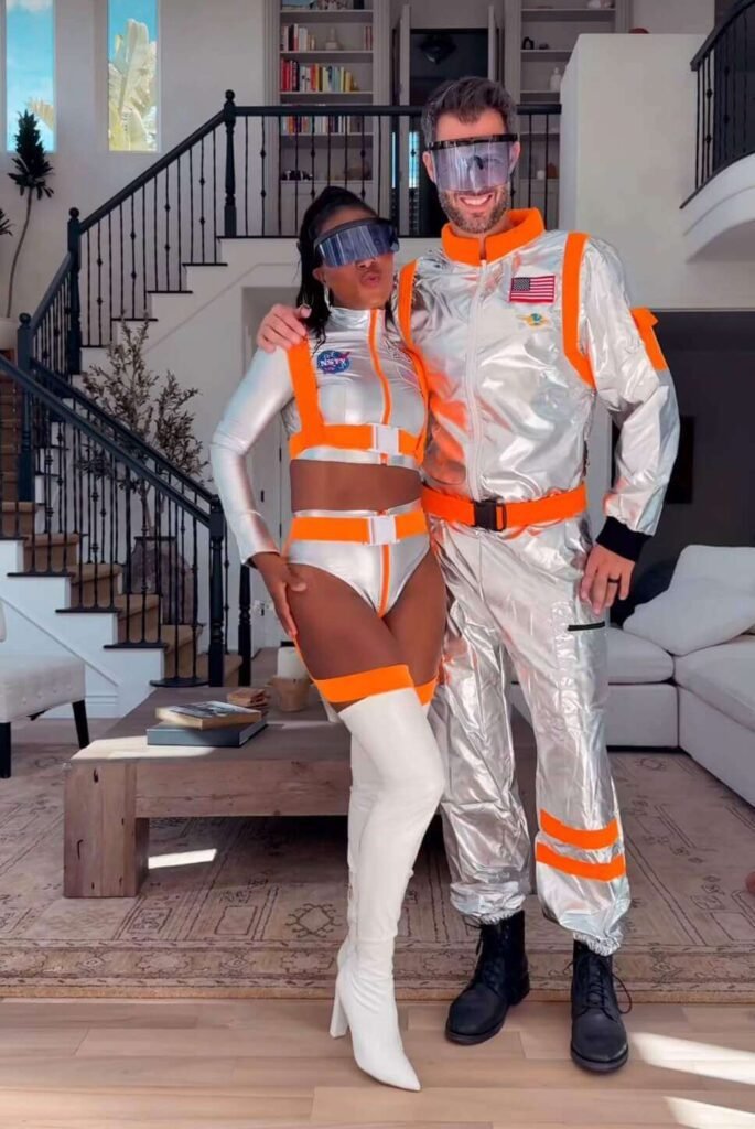 astronauts couple Halloween costumes