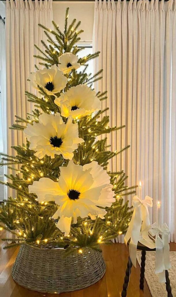 christmas tree ideas with flowers