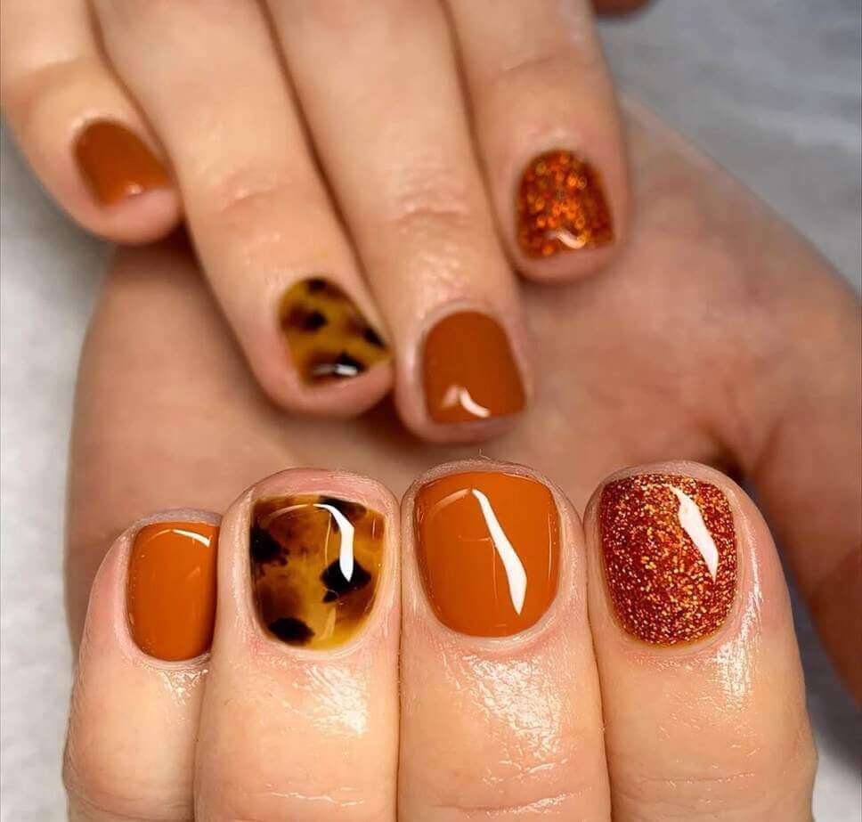 fall burnt orange nails