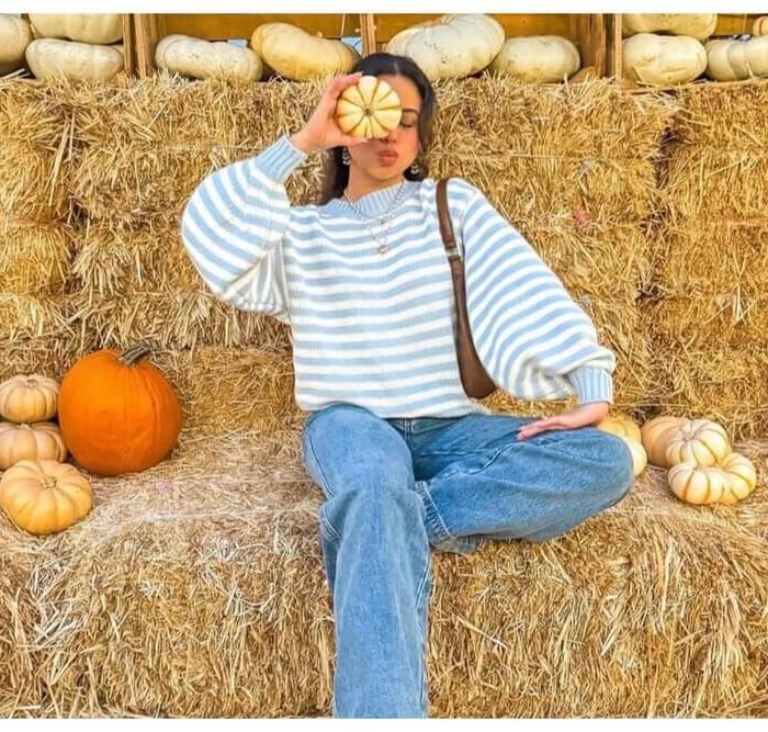 29 Pumpkin Patch Outfit Ideas That Look Good in Every Photo