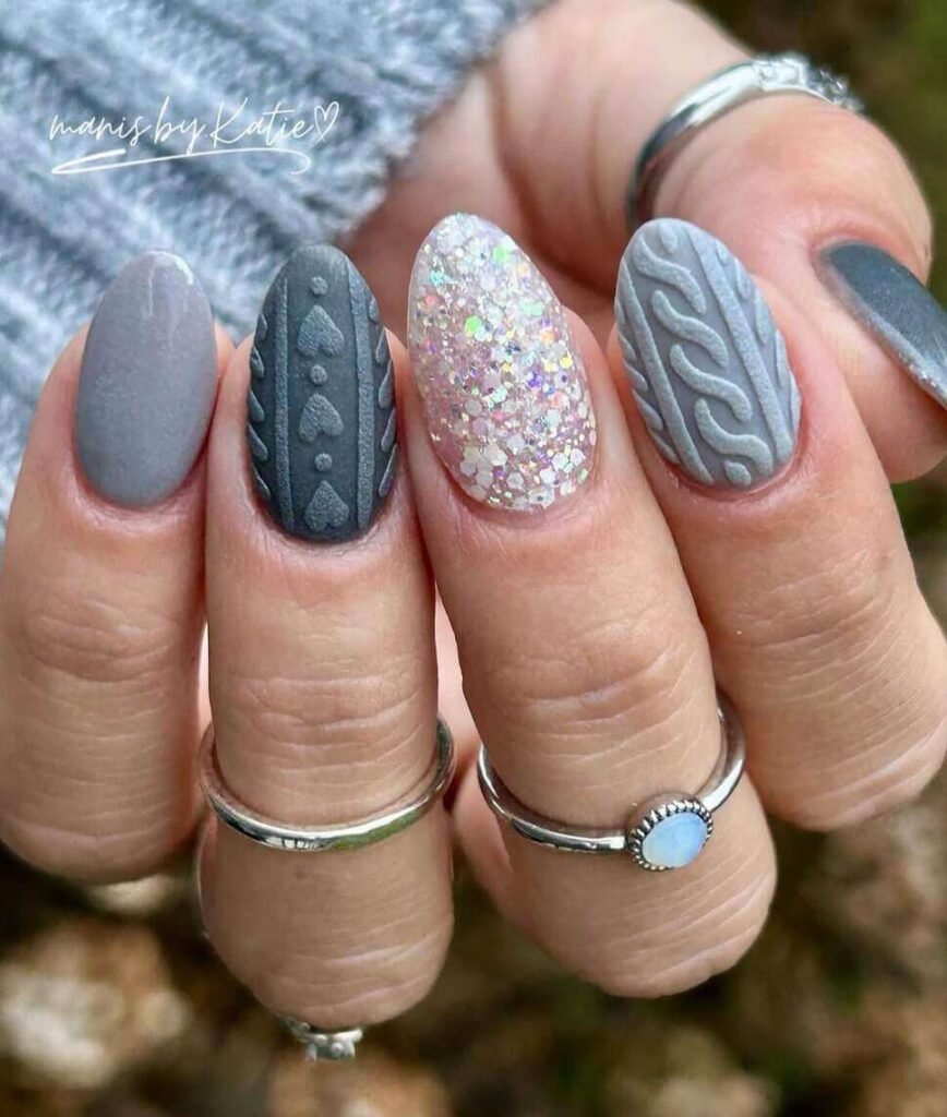 grey sweater nails