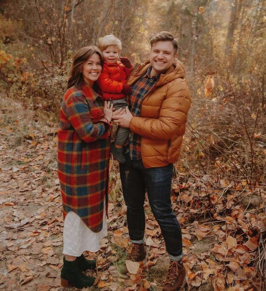 winter family photoshoot outfits 