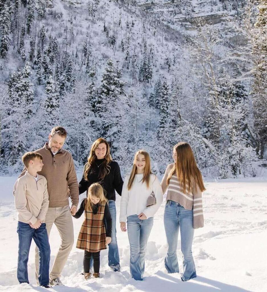 winter family photoshoot outfits 