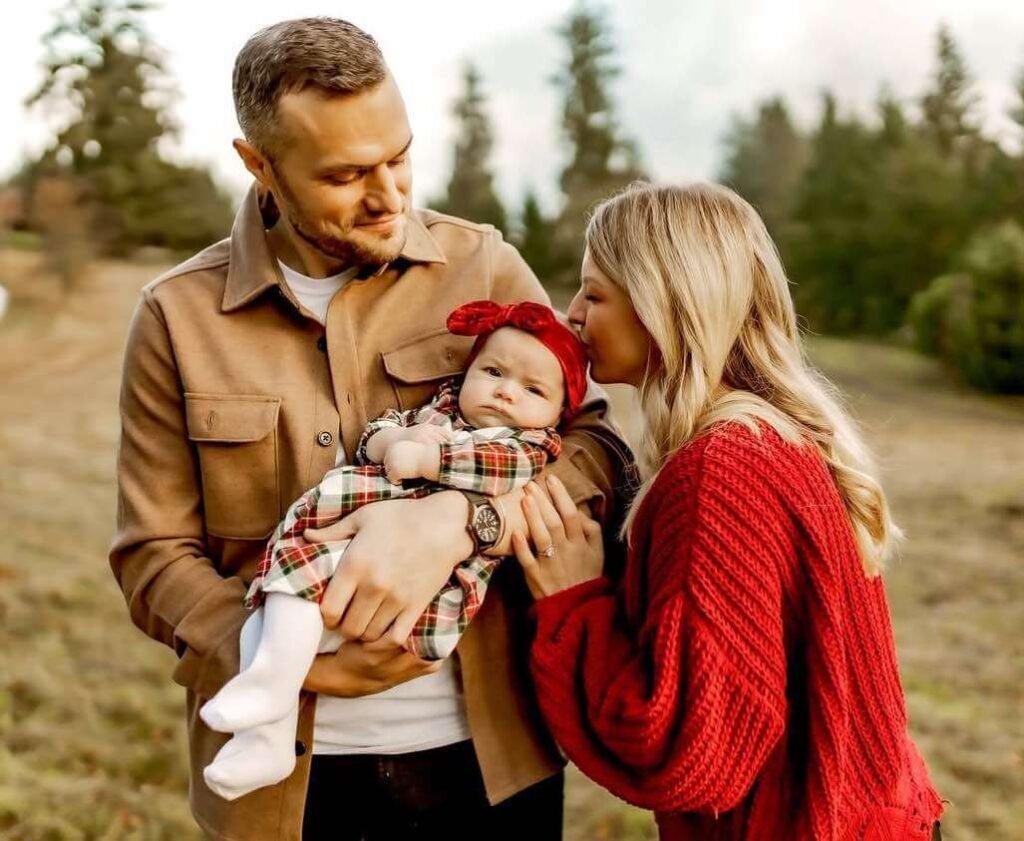 winter family photoshoot outfits 