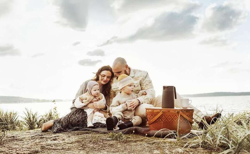 winter family photoshoot outfits 