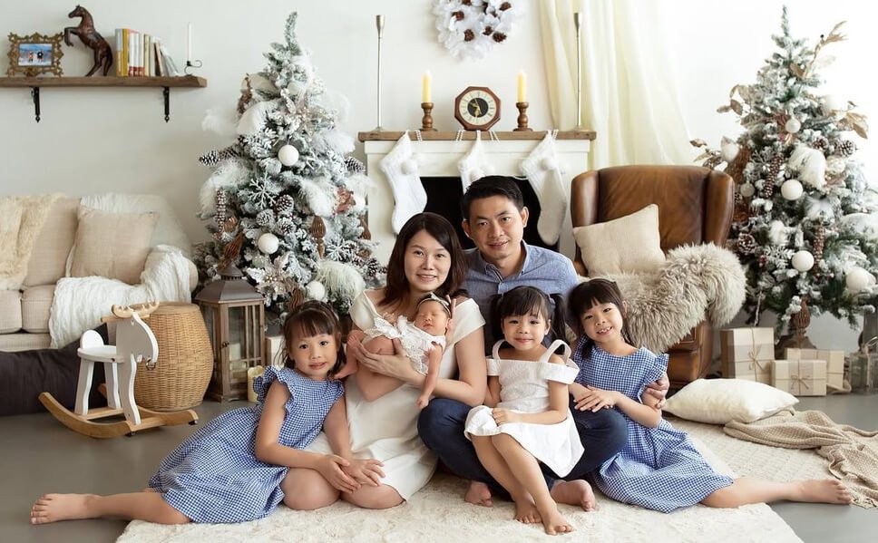 Christmas family photoshoot outfits 