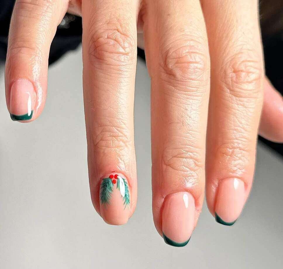 Christmas wreath nail designs 