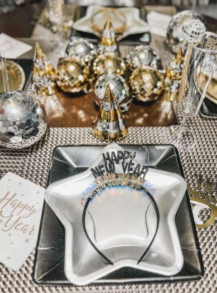 New Year party table decor