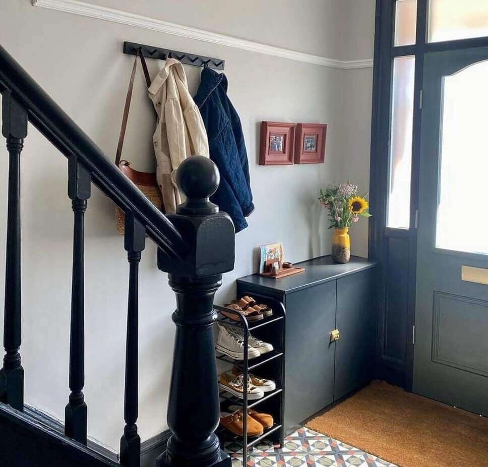 shoe storage ideas for the entryway