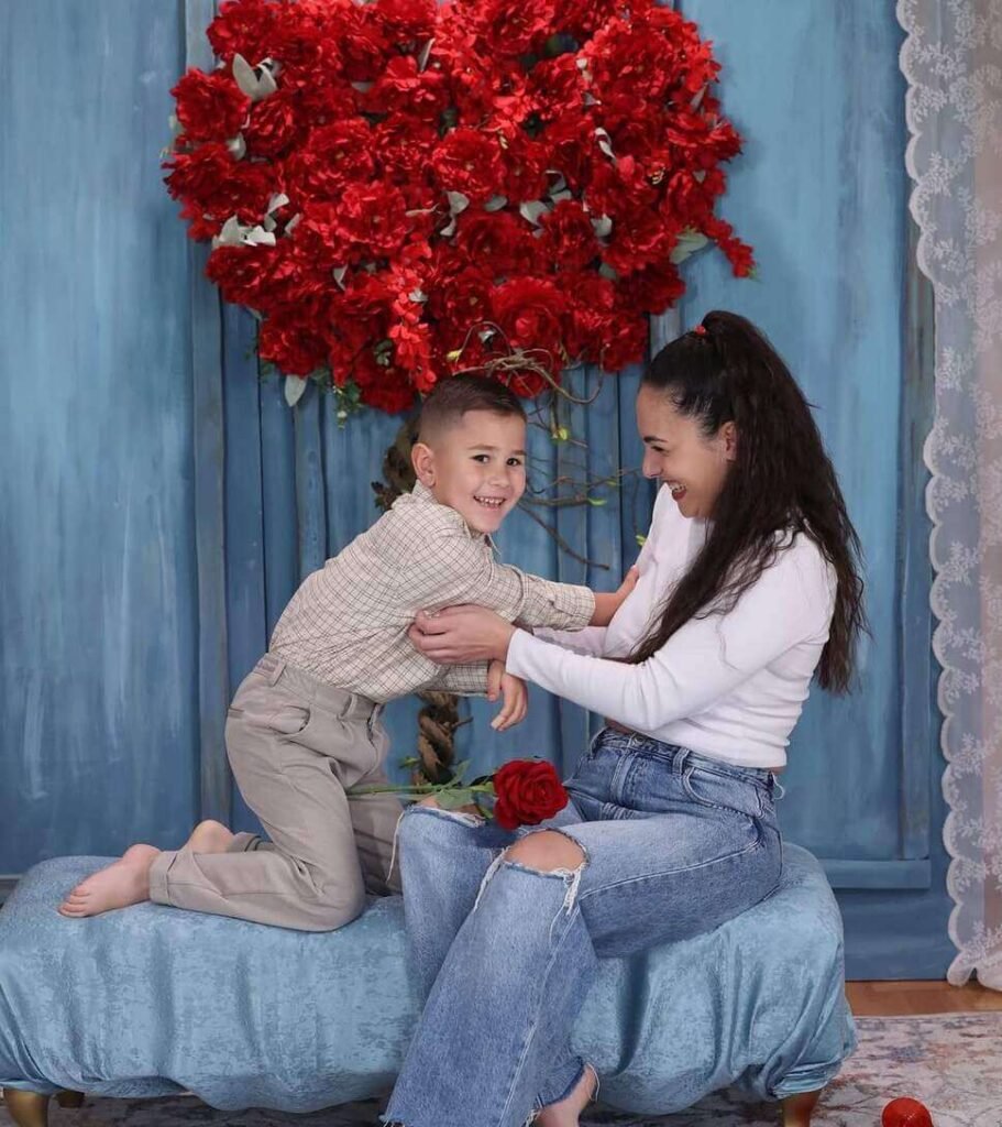 Valentines photoshoot ideas 