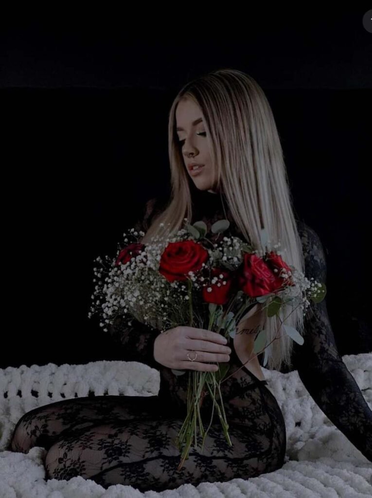 Valentines photoshoot ideas 