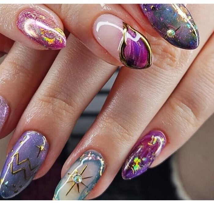 28 Dreamy Aquarius Nail Designs for Your Next Zodiac Manicure