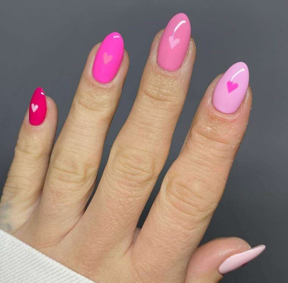 pink Valentine's nail designs 