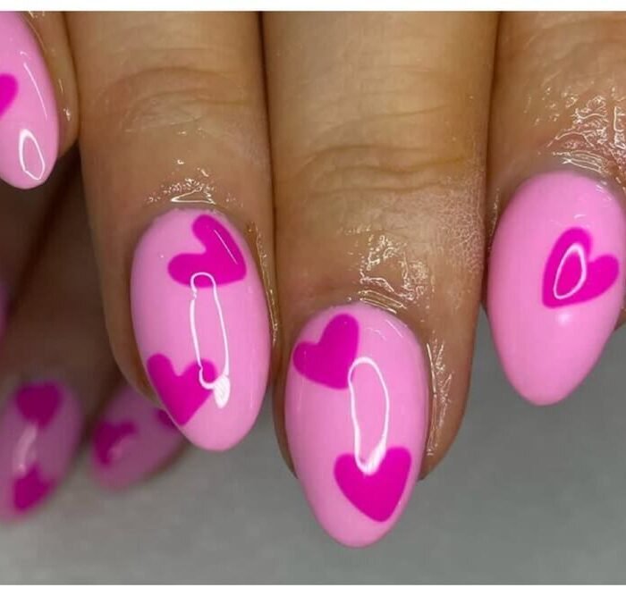 35 Pink Valentine’s Day Nails That Feel Soft and Romantic
