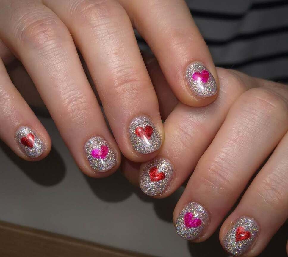 sparkly short valentine's nail designs 