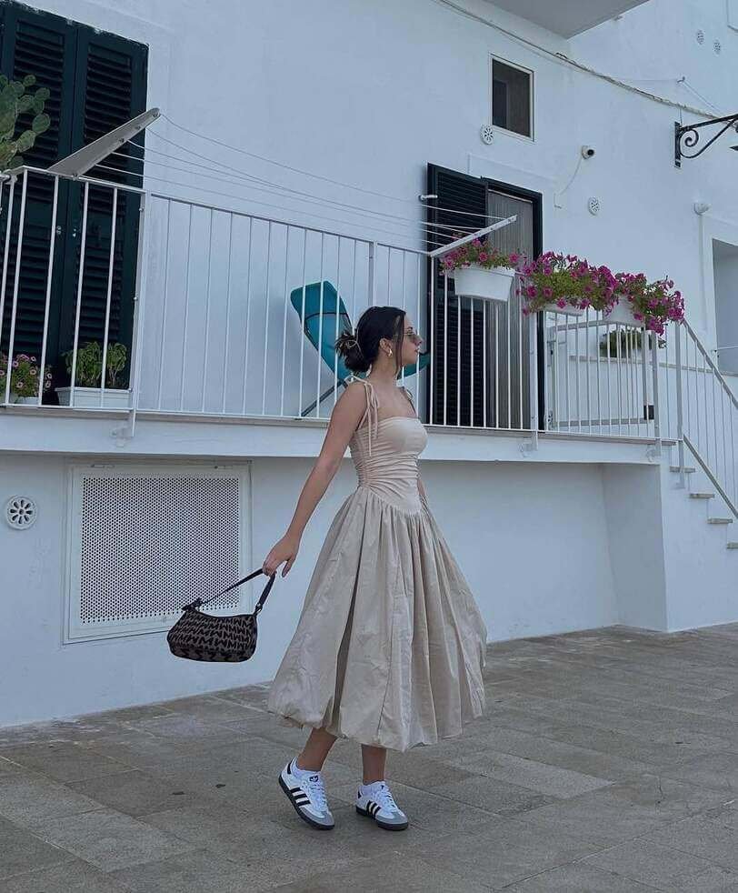 sneaker outfit ideas 