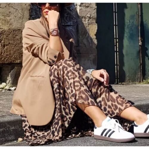 sneaker outfit ideas