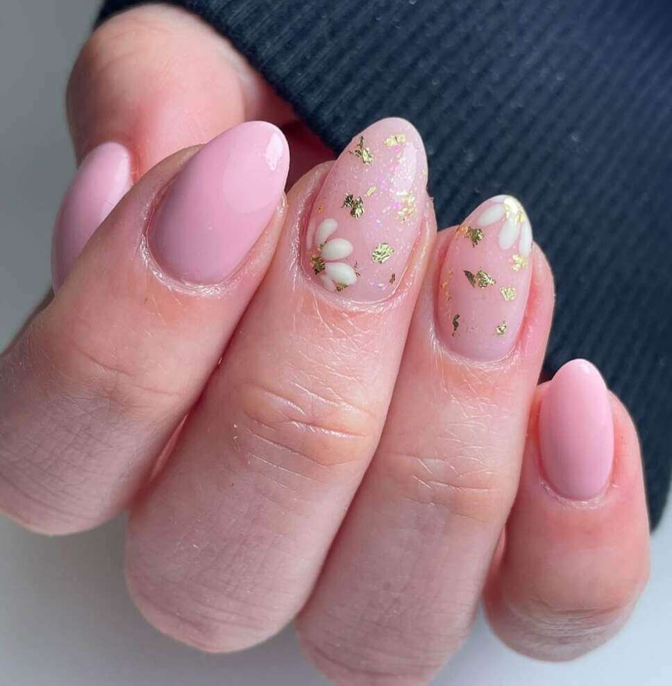 pink spring nails 