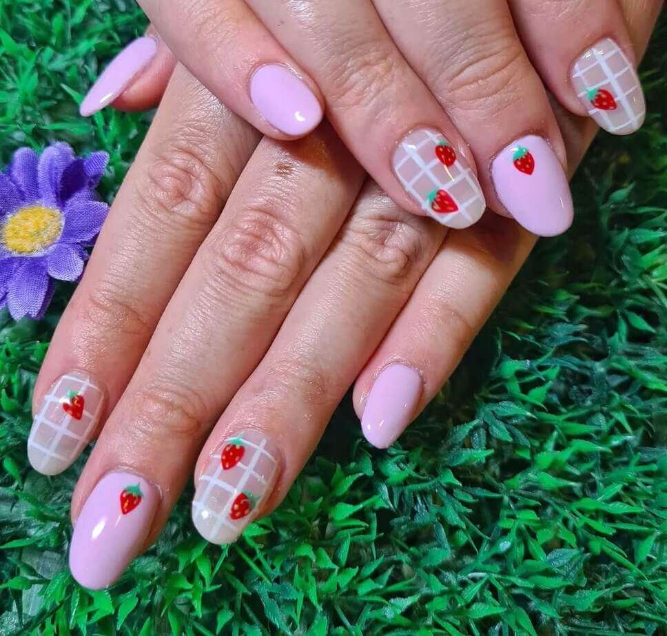 pink spring nails 