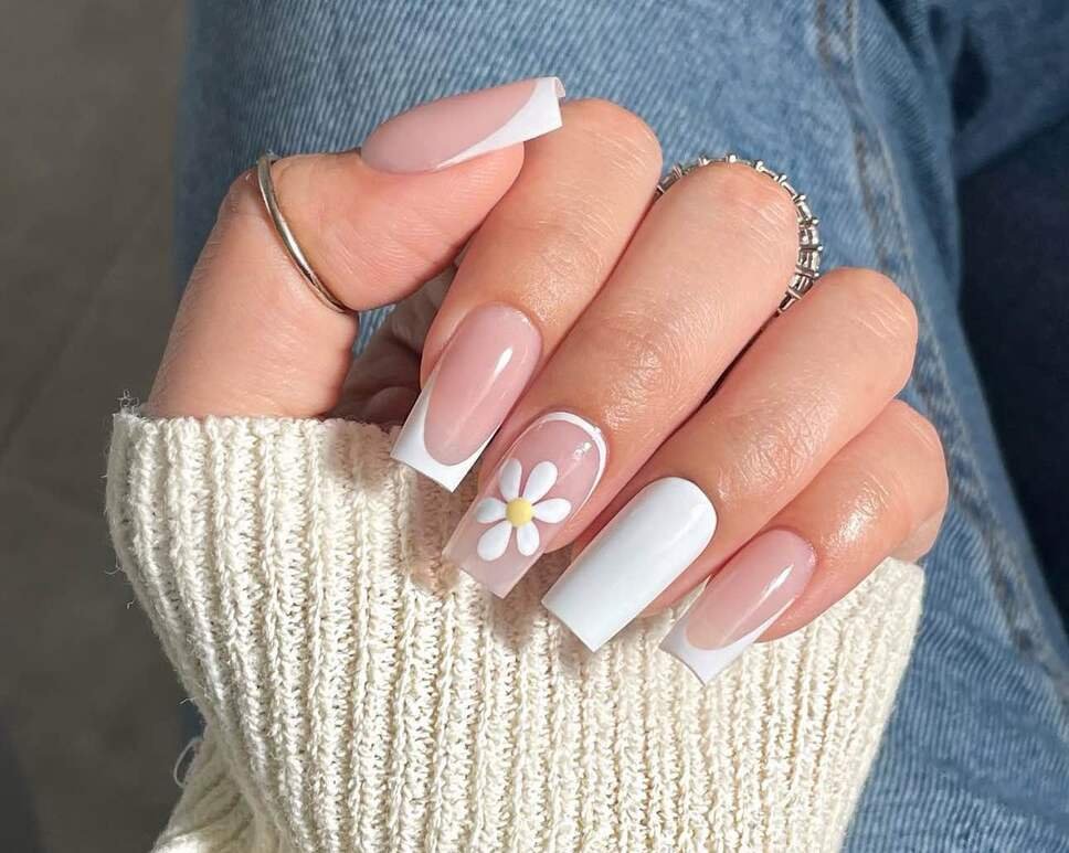 daisy simple spring nails