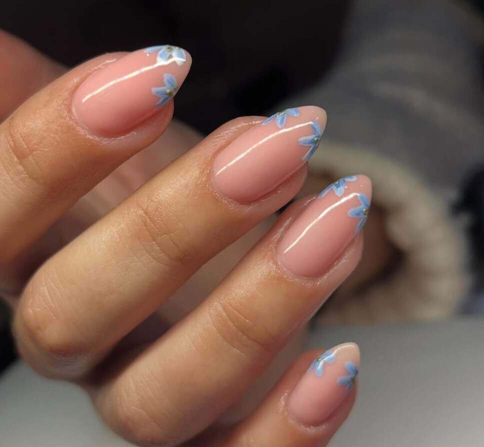 simple spring nails 