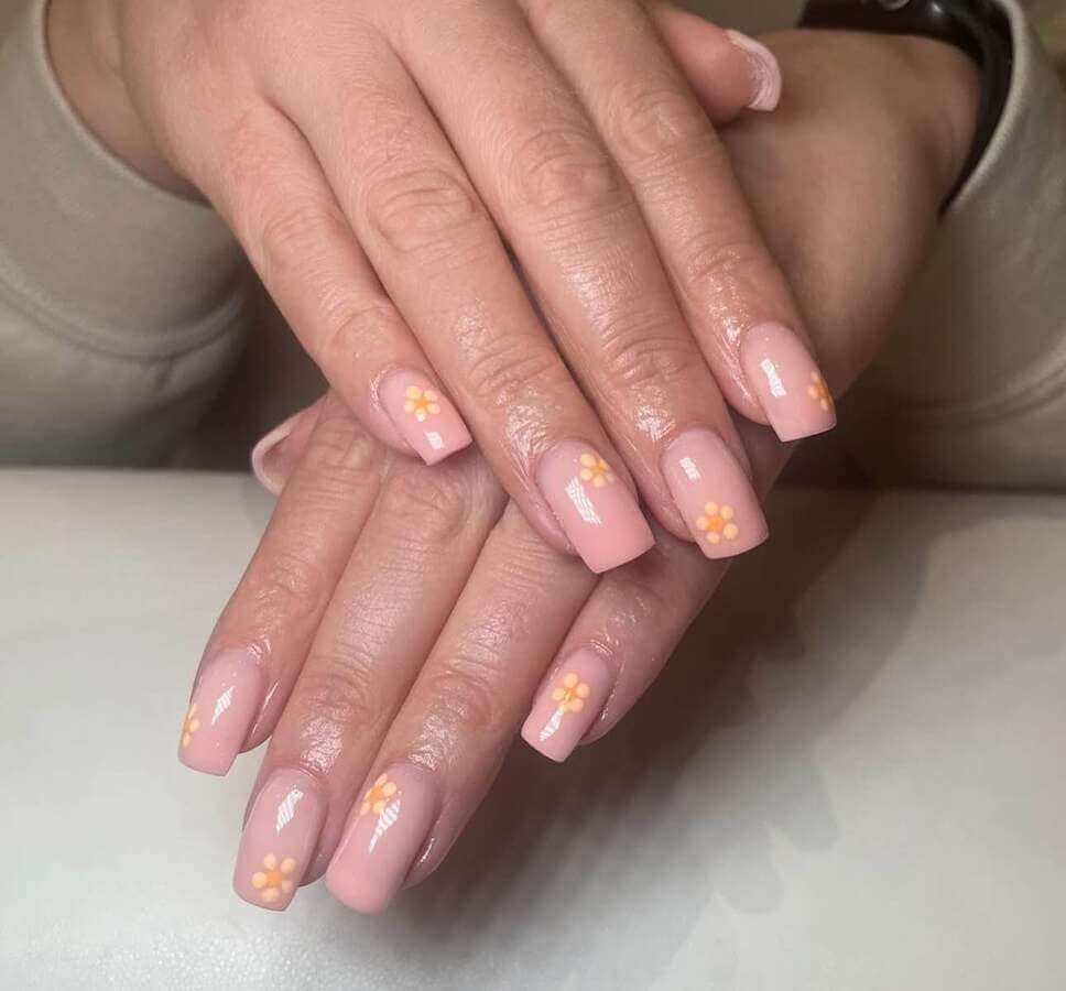 simple spring nails 
