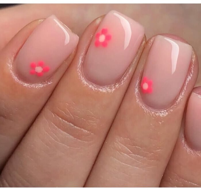 48 Simple Spring Nails for When You Want Something Cute but Easy