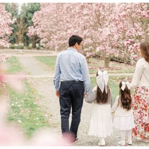 spring family photoshoot outfit ideas