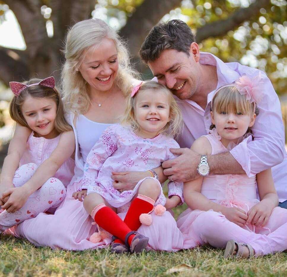 spring family photoshoot outfits 