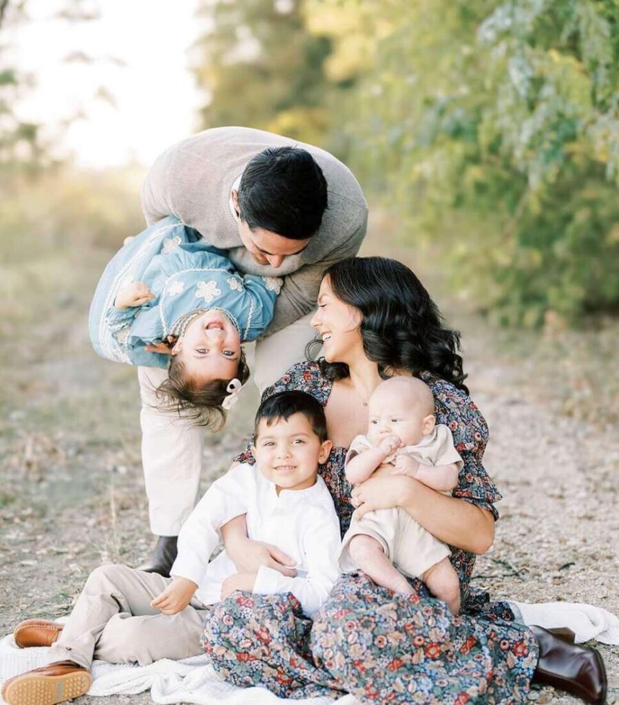 spring family photoshoot outfits 