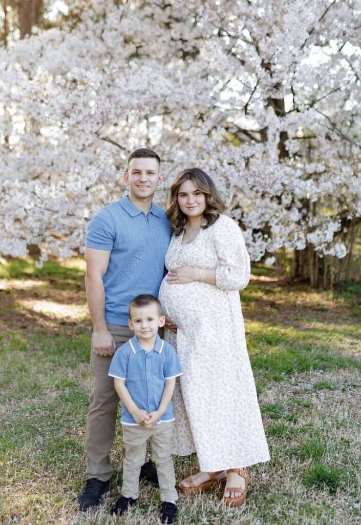 spring family photoshoot outfits 
