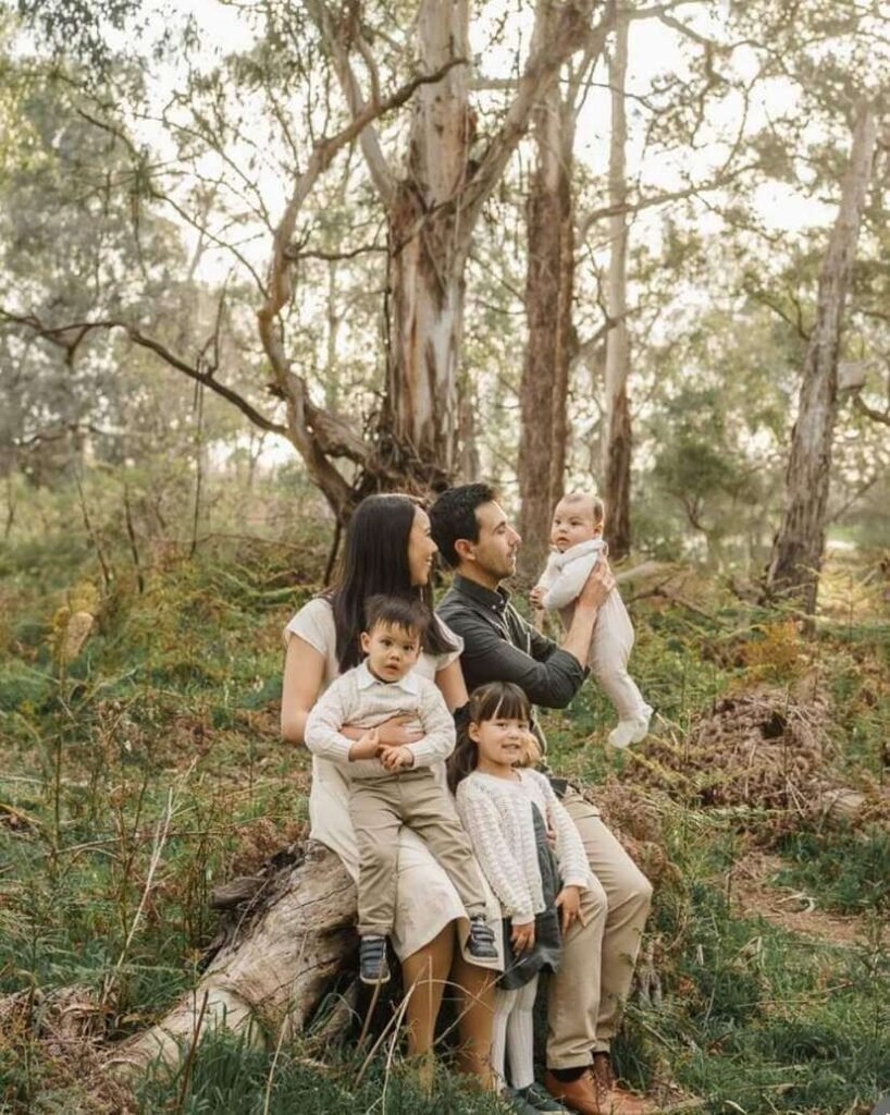 spring family photoshoot outfits