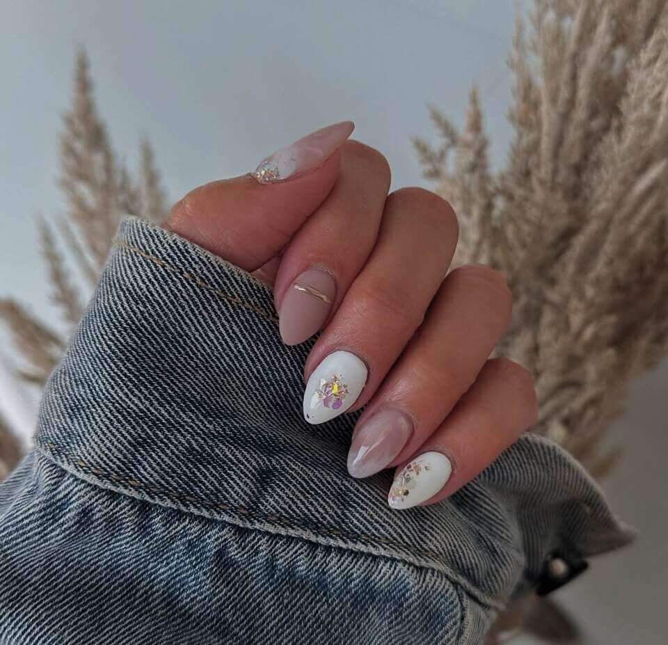 neutral nails 