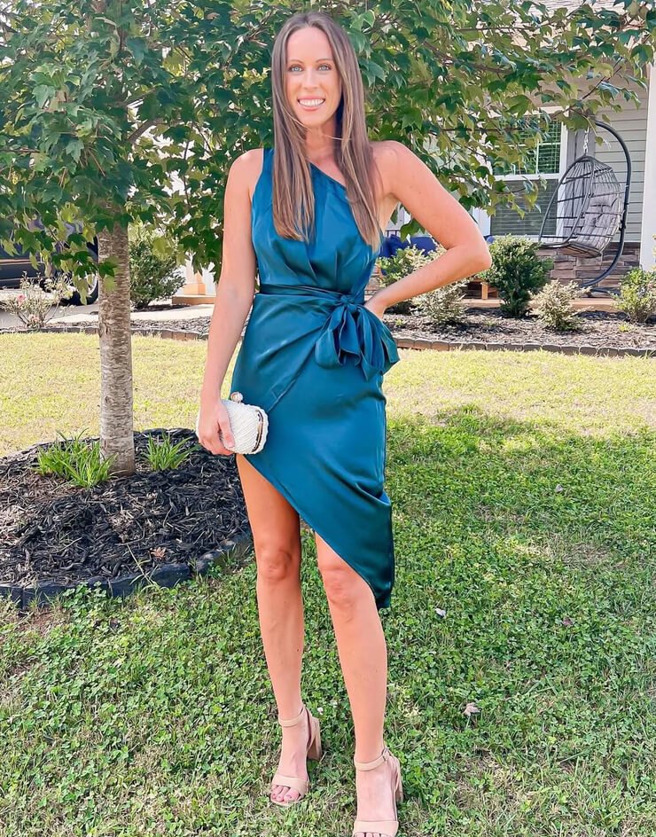 spring wedding guest outfit