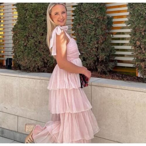 spring wedding guest outfits