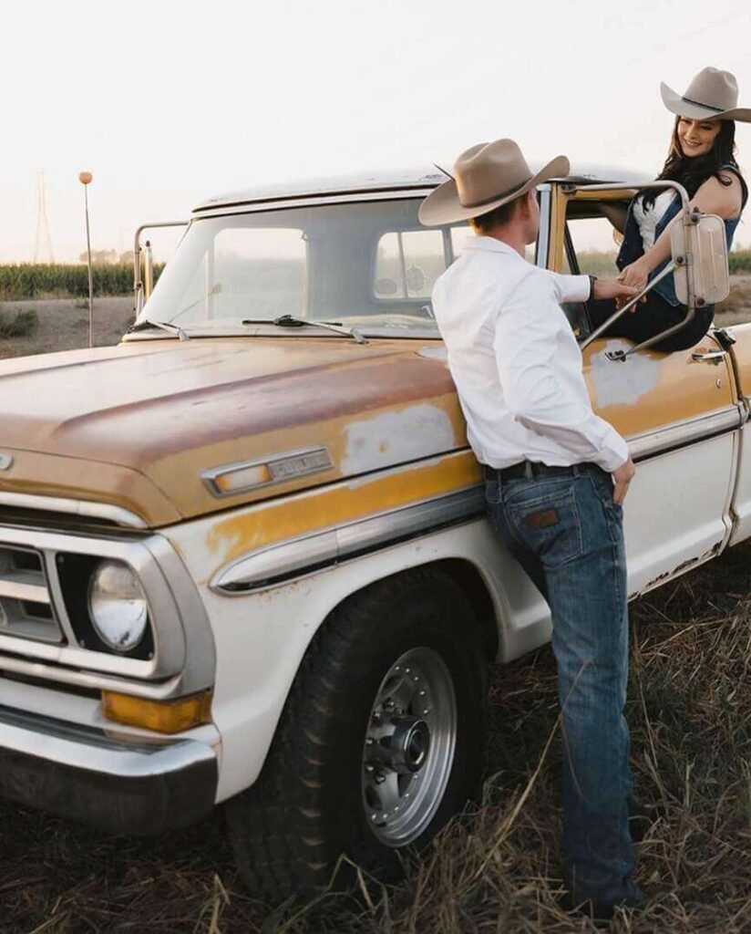 western photoshooot ideas for couples