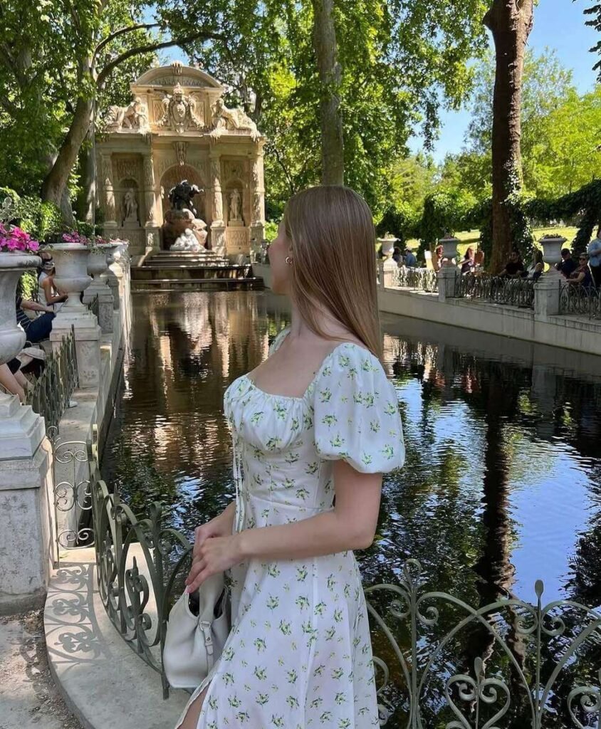 Paris summer outfits 