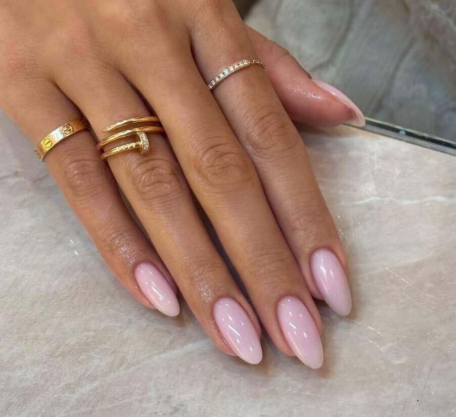 almond Simple summer nails 