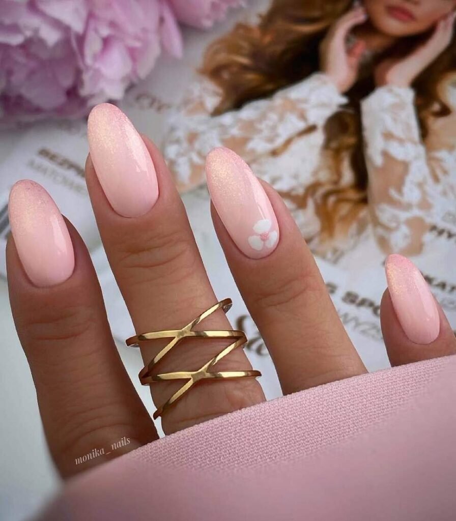 Simple summer nails 