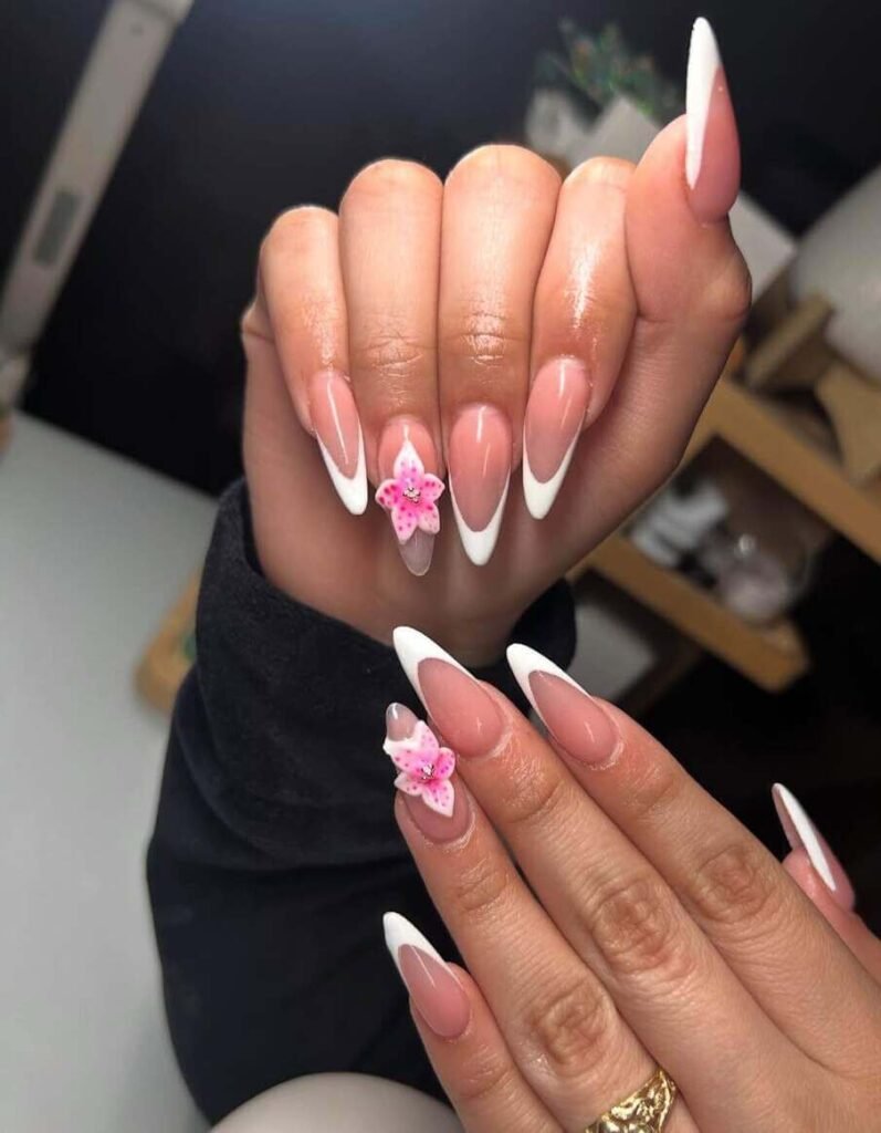 Simple summer nails 