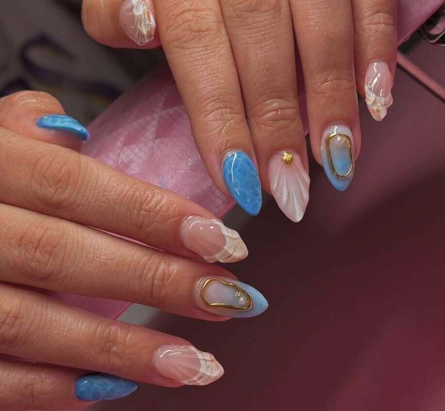 almond coastal nails 