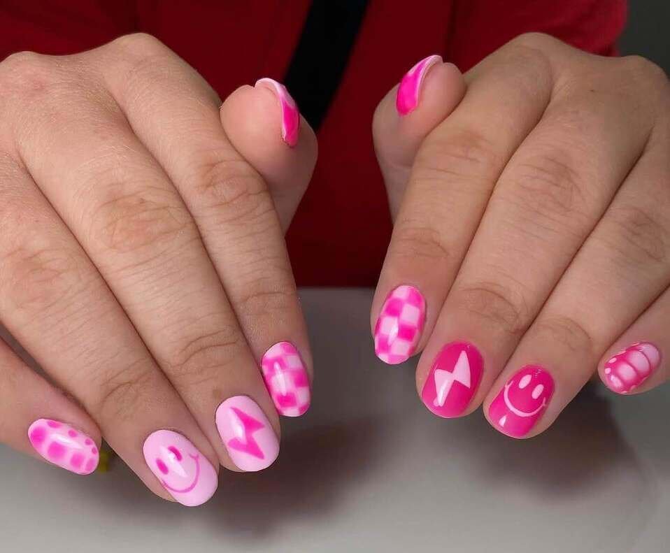 pink summer nails 