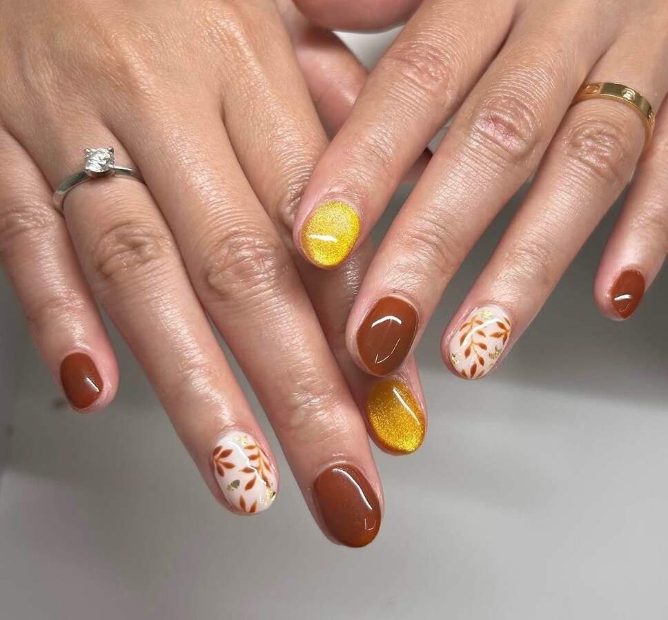 short September nails 